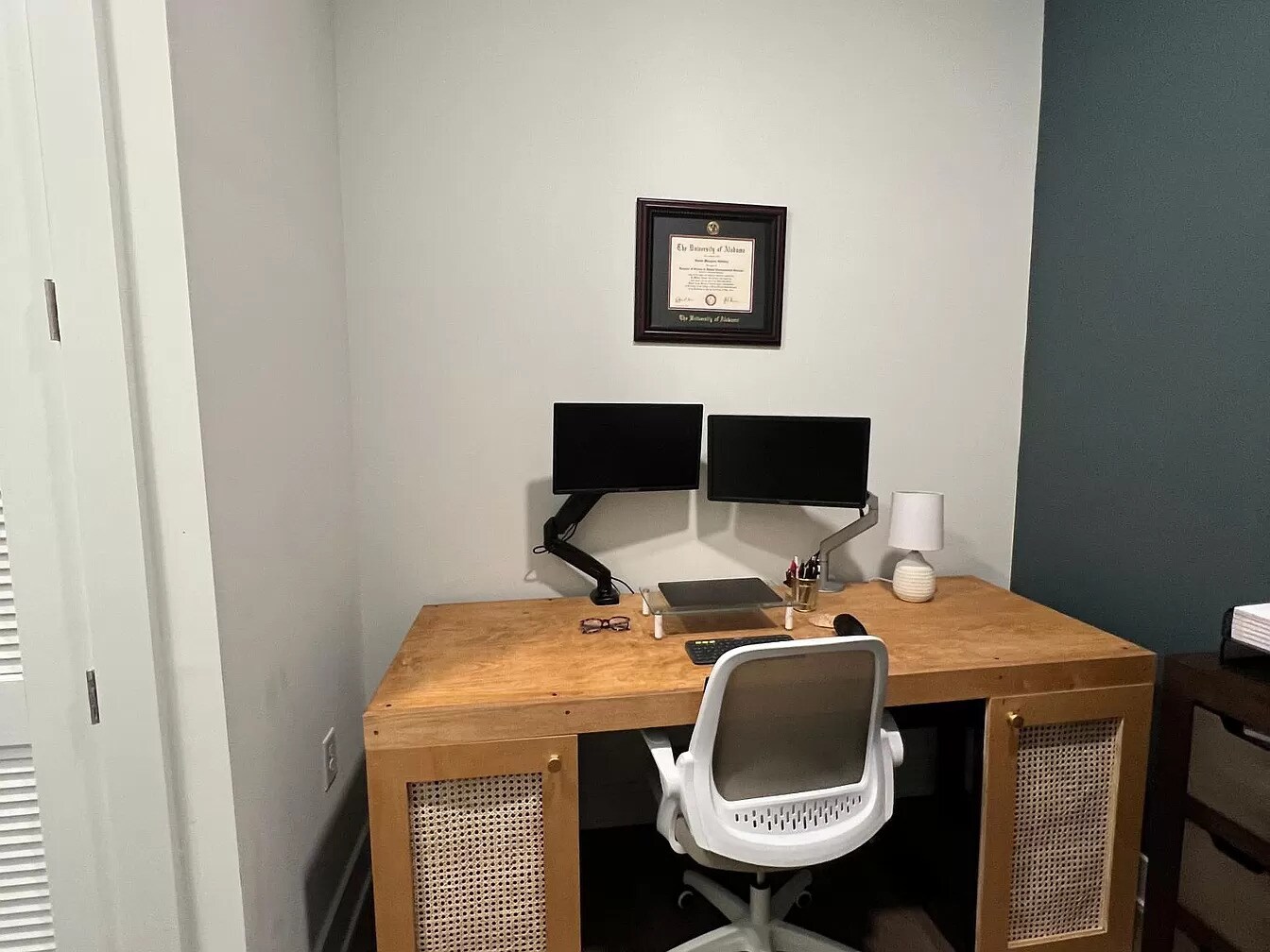 Building Photo - 1125 10th Ave N