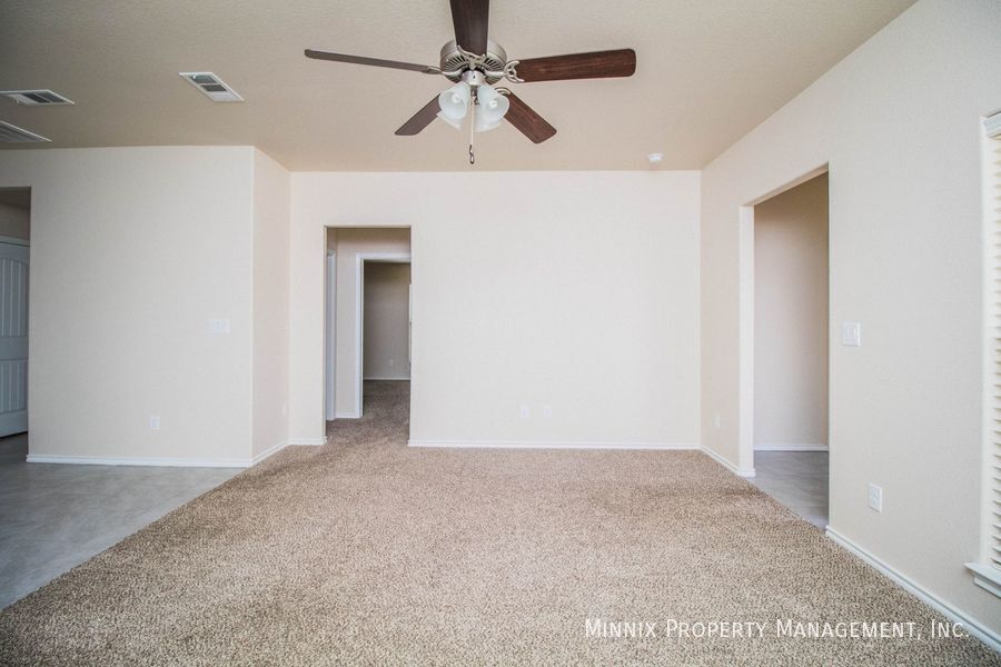 Building Photo - 1519 Rattler Ln