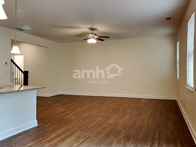 Building Photo - 138 Cobblestone Dr