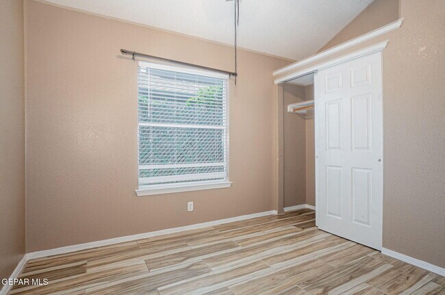 Building Photo - 3929 Tierra Marfil Rd