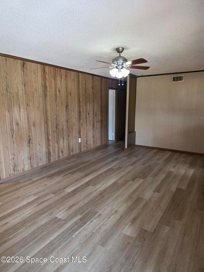 Building Photo - 2910 Zephyr Ln