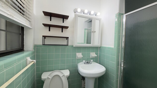 Building Photo - 1480 Alecia Dr