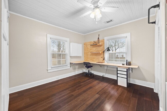 Building Photo - Historic Charm Meets Smart Design—2BR Home Near Downtown