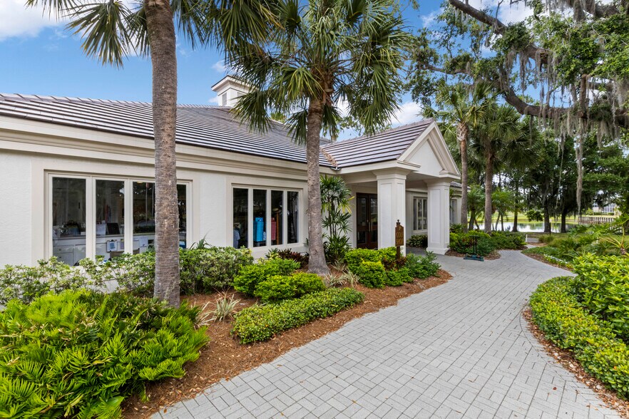 Building Photo - 4602 Royal Dornoch Cir