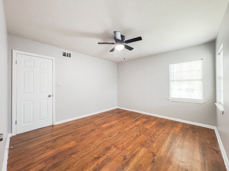 Building Photo - 1205-1207 Milam St