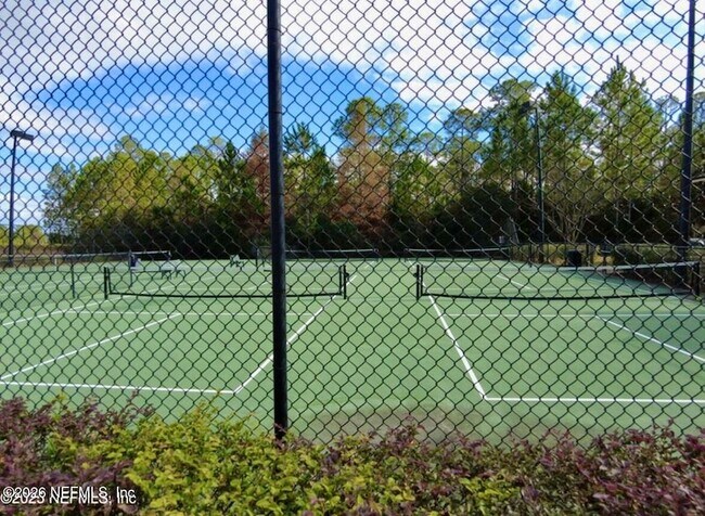 Building Photo - 75008 Morning Glen Ct