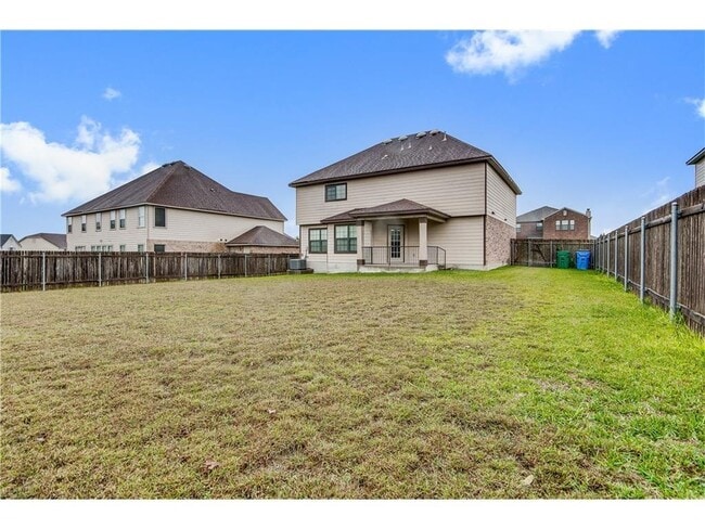Building Photo - 524 Castebar Dr