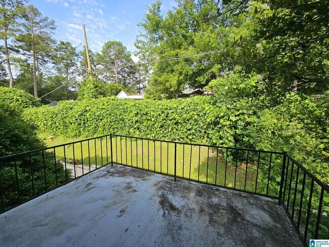 Building Photo - 3413 Sandner Ct
