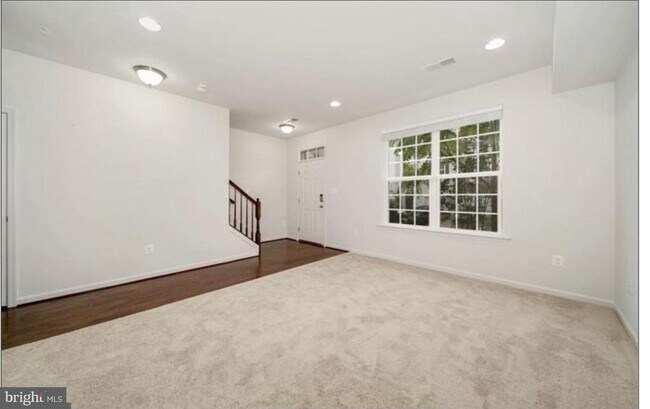 Building Photo - 12815 Sutherby Ln