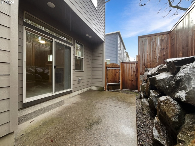 Building Photo - 1551 19th Ave