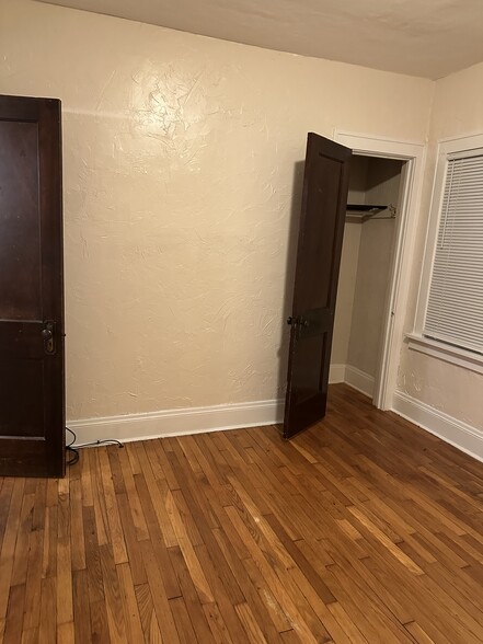 Back bedroom - 3517 Hildana Rd