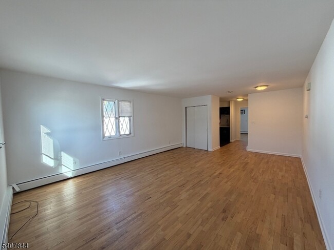 Building Photo - 155 Ledge-Landing Rd