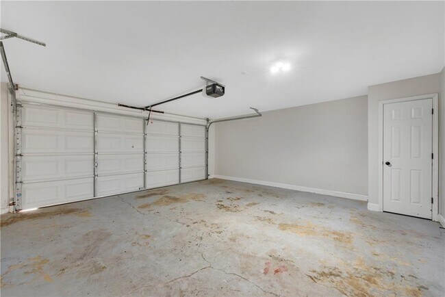 Building Photo - 89 Reisling Dr