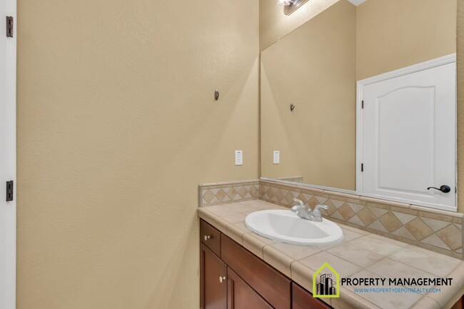 Building Photo - Exceptional Single-Story Home for Rent - 2...