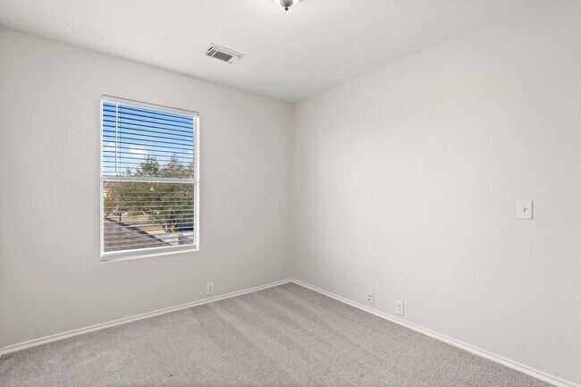 Building Photo - 9735 Coyote Creek Dr
