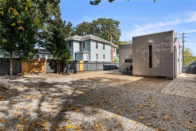 Building Photo - 175 Moreland Ave SE