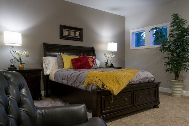 Building Photo - 1383 Browning St