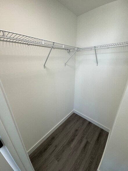 Building Photo - 120 NW 31st St