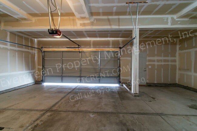 Building Photo - 2802 Exmoor Ln