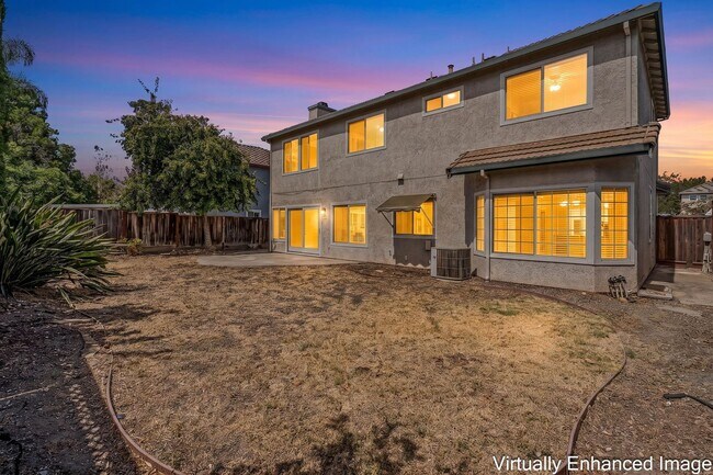 Building Photo - 880 Woodsong Ln