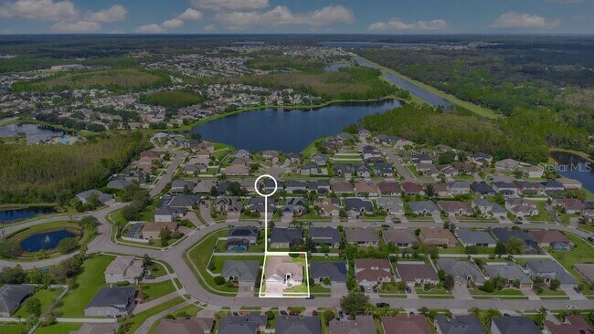 Building Photo - 18051 Thornhill Grand Cir