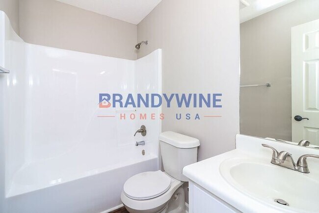 Building Photo - HOLIDAY SPECIAL!!! MOVE-IN BY 11/24 AND YO...