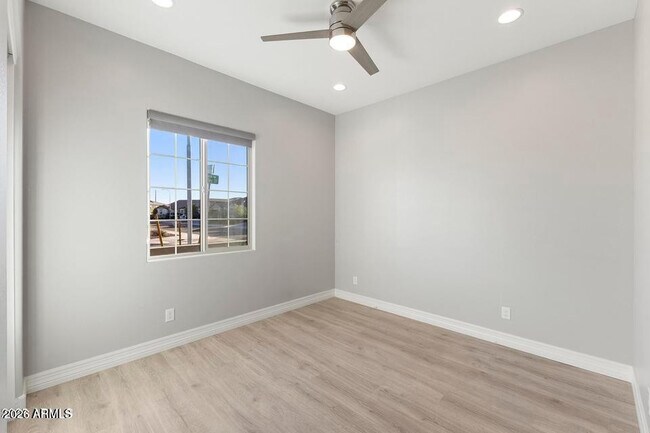 Building Photo - 11086 W Hadley St