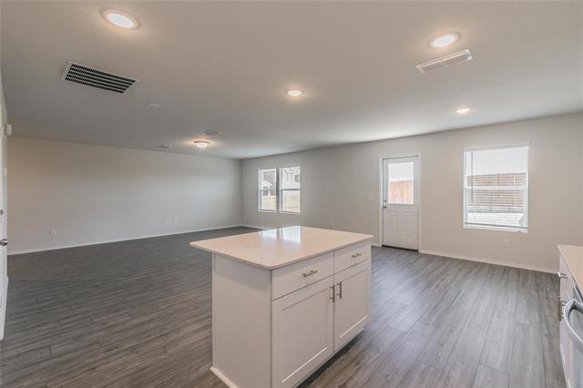 Building Photo - 801 Ozark Path