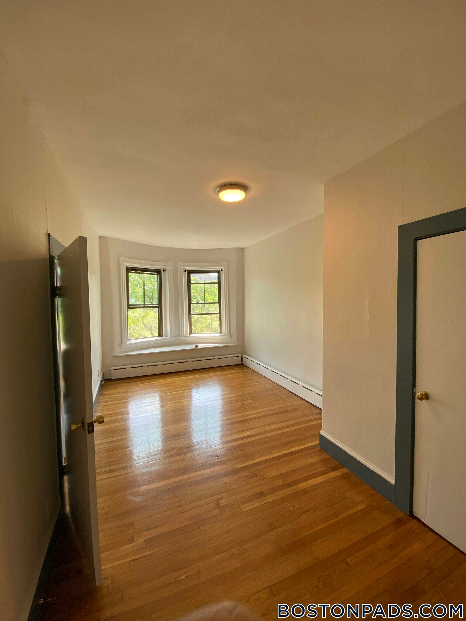 Building Photo - 110 Willow St