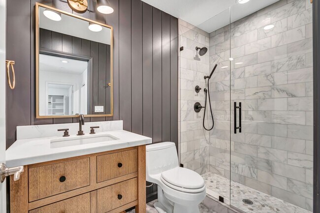 Building Photo - Interior Style you want, in the School zones you want, Plus Panoramic Views!