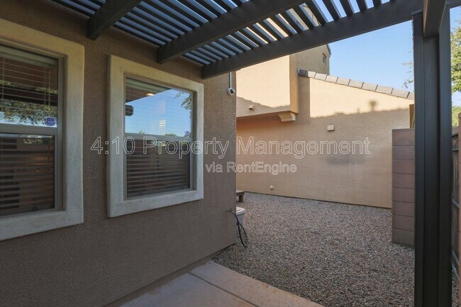 Building Photo - 1774 S Seton Ave