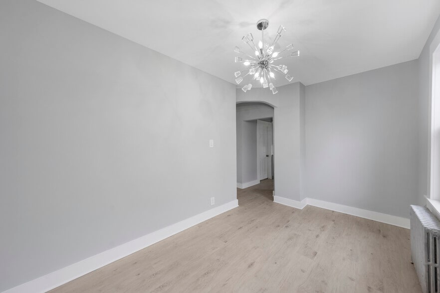 Dining Room - 1920 S Wood Ave
