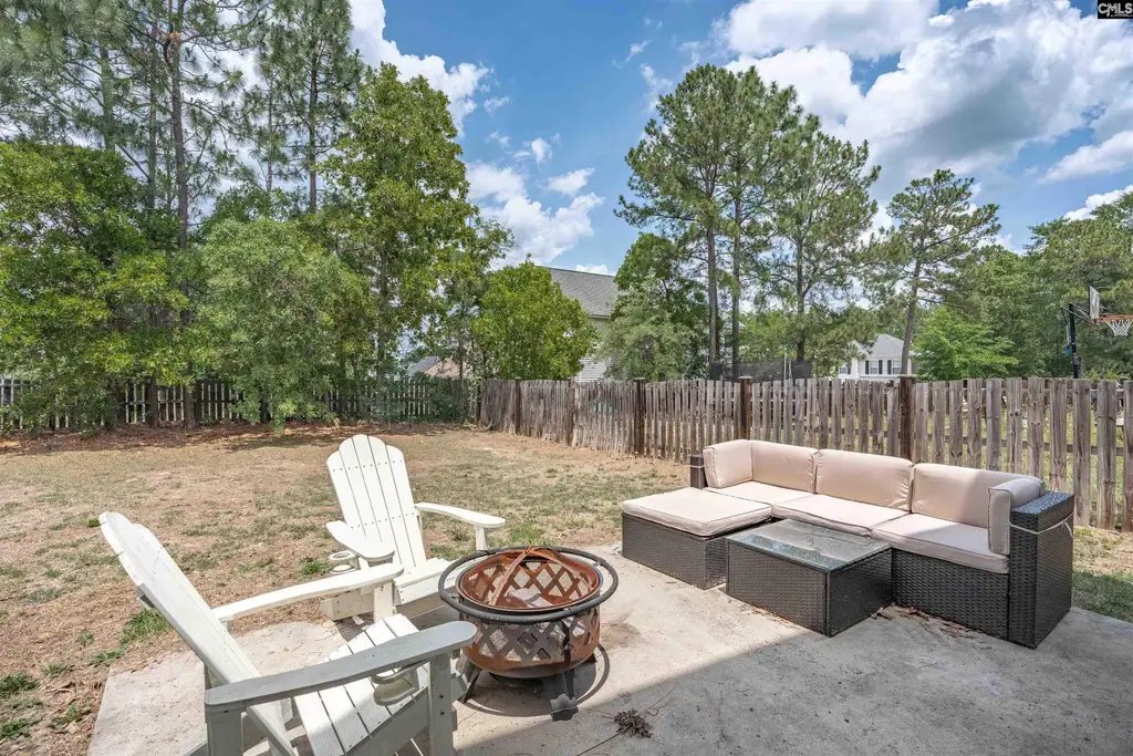 Building Photo - 2091 Lake Carolina Dr