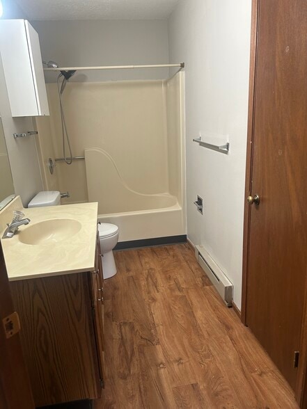 Building Photo - 4071 Applewood Ln