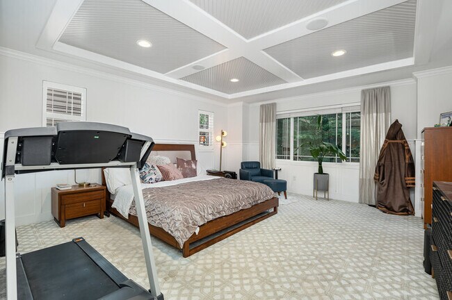 Building Photo - 4005 W Briarcliff Ln