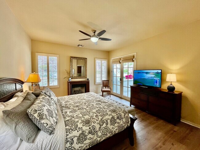 Building Photo - 77772 Tradition Dr