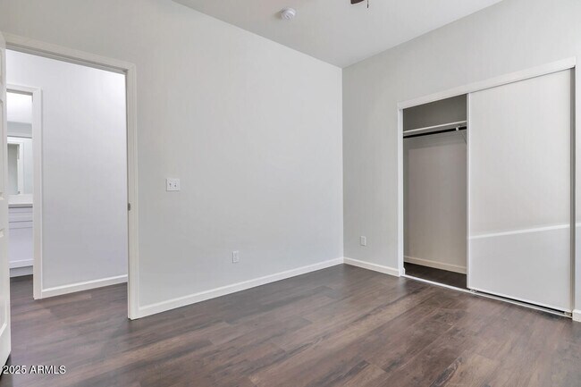 Building Photo - 1238 S 14th St