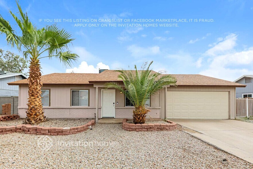 Primary Photo - 3029 N Comanche Dr