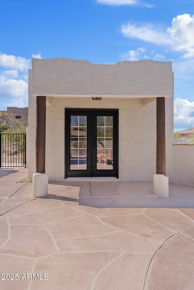 Building Photo - 18344 W Santa Irene Dr