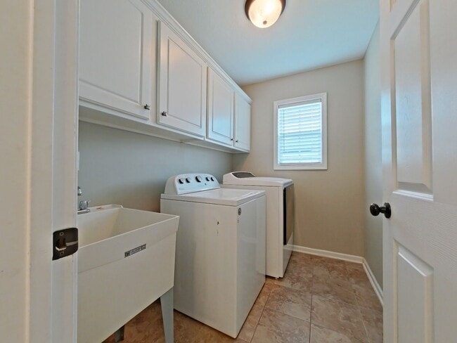Building Photo - Pet Friendly Ranch Home in Grovetown, Georgia