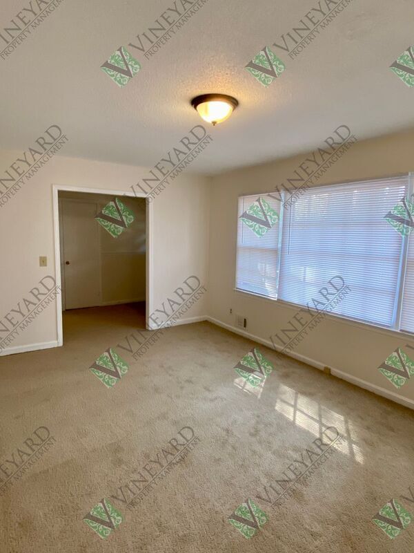 Building Photo - 687 Bounty Dr