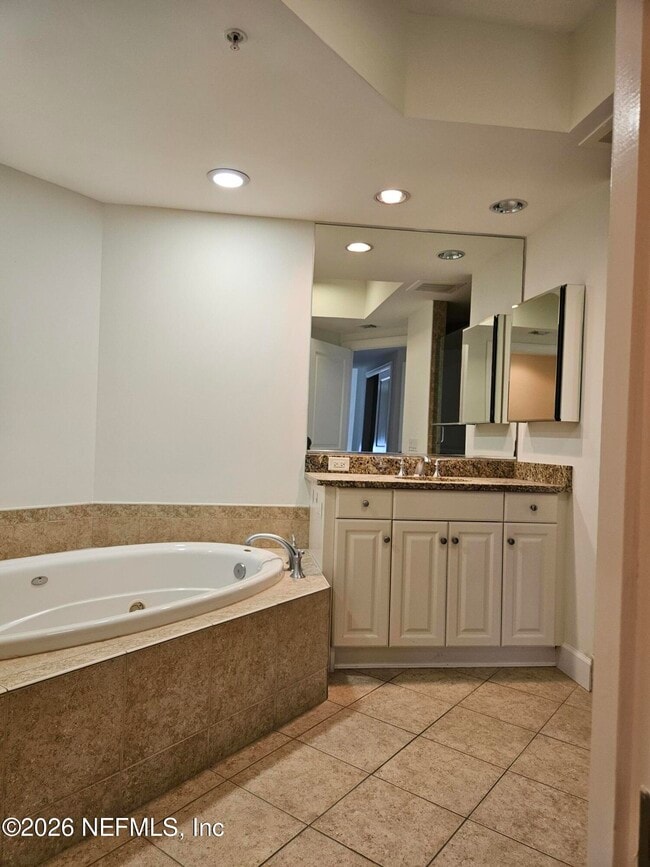 Building Photo - 1031 1st St S