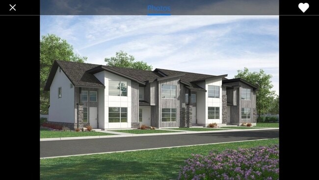 Building Photo - 419 65 S