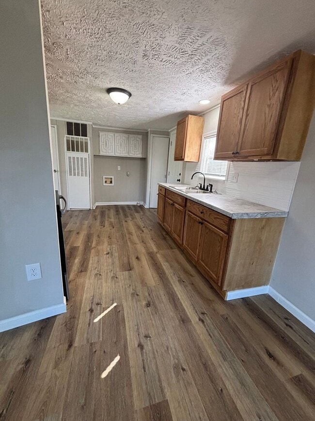 Building Photo - Fall in Love with Your New Home