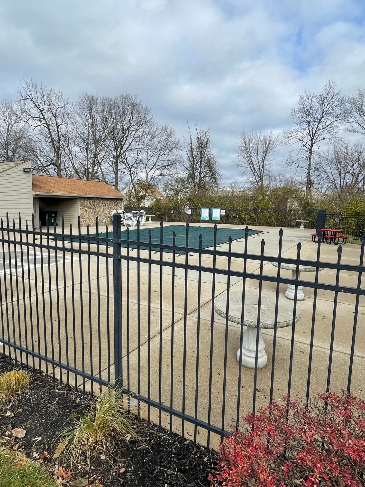 Building Photo - 9525 Colegate Way