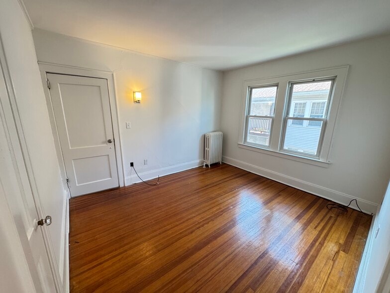 Second bedroom (in the middle) - 135 Dover Rd