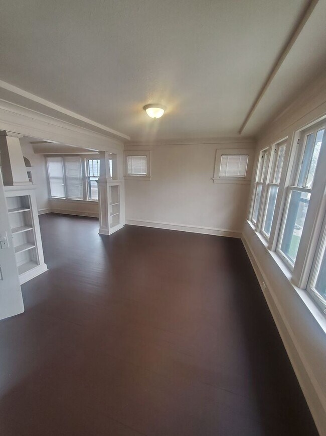 Building Photo - 3736-3738 N 17th St.