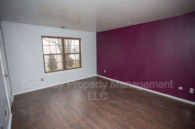 Building Photo - 40B Sumac Ct