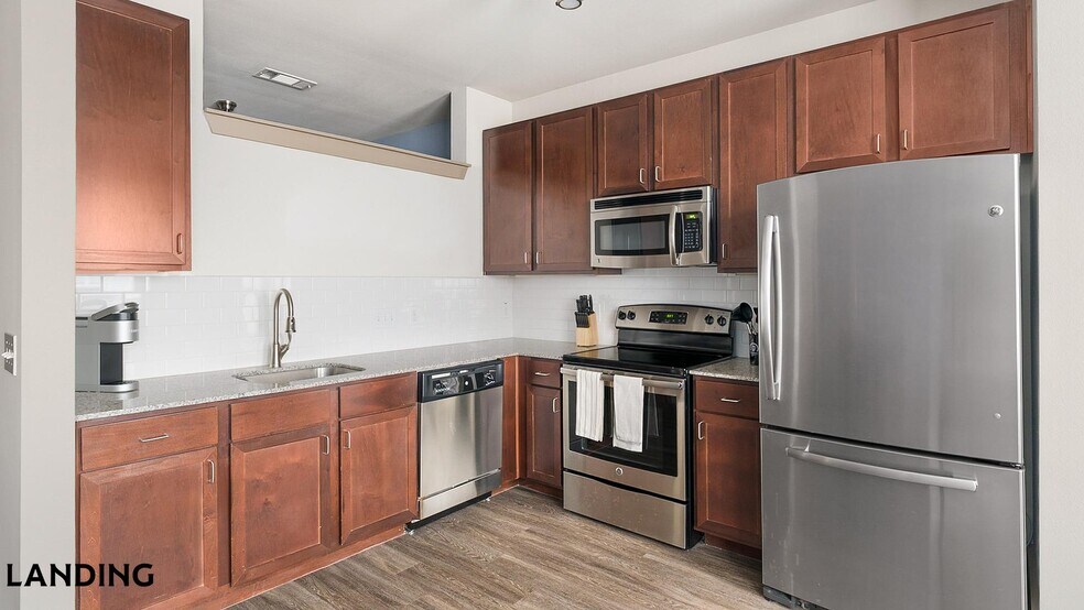 Building Photo - 155 Birdsall St