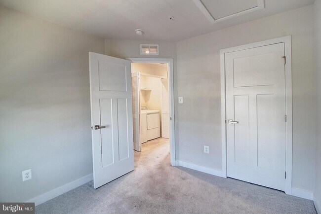 Building Photo - 10621 Saponi Dr